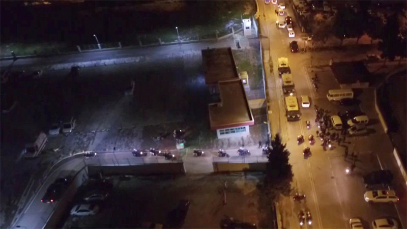 Dolabın içine yapılmış gizli bölmeden bakın ne çıktı! - Resim: 1