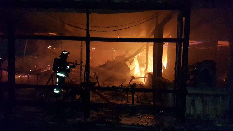 Sapanca'da 10 kafeterya alev alev yandı - Resim: 3