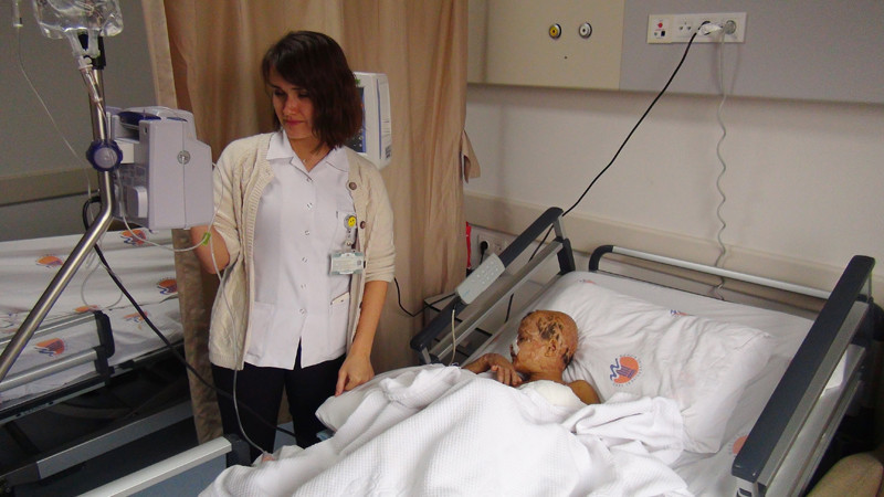 'Yeğenini dilendiriyor' denilmişti gerçek bambaşka çıktı - Resim: 4