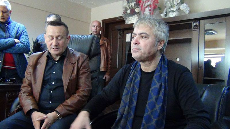 Cengiz Kurtoğlu kapı kapı dolaşıp AK Parti adayına destek istedi - Resim: 1