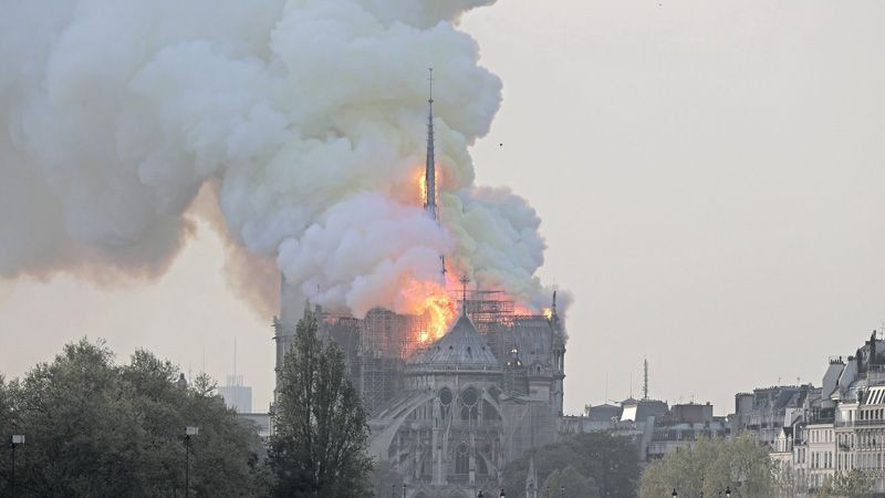 Notre Dame katedralinin yangın sonrası hali perişan zarar çok - Resim: 1