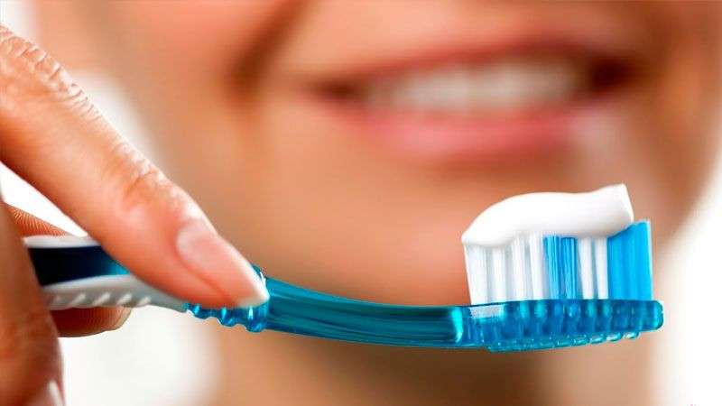 Bilmeden yapılan diş fırçalama hataları! - Resim: 4