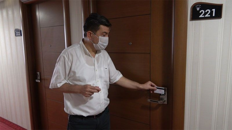 Genç kadın otel odasında uyandığında yanında yabancı birini görmüştü yeni iddia - Resim: 4