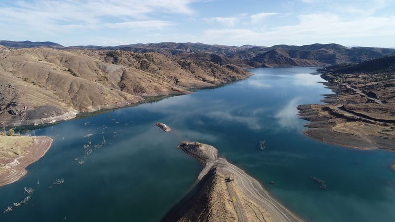 Sivas'ta sular çekildi ortaya çıkanlar tüyler ürpertti! Köylüler tedirgin - Resim: 2