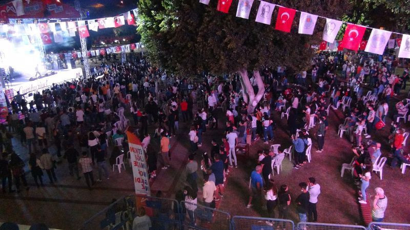 Murat Dalkılıç konserinde pes dedirten görüntüler! Büyük tepki çekti - Resim: 1