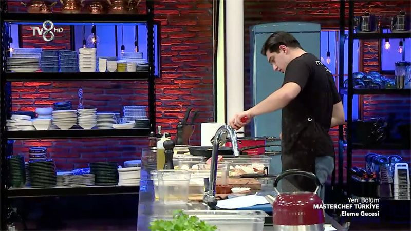 Masterchef kim elendi Uğur Deniz Yılmaz neden kovuldu twitleri çok fena - Resim: 3