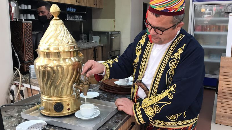 Burdur'da dağlardan toplanıp yıkanıp 6 ay kurutuluyor! Fiyatı dudak uçuklattı - Resim: 2