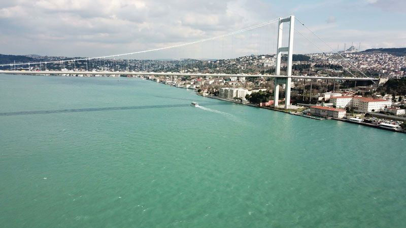 İstanbul Boğazı'nda şaşırtan görüntü ilk defa kış ayında görüldü - Resim: 1