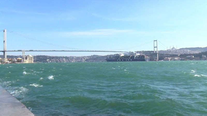 İstanbul Boğazı'nda şaşırtan görüntü ilk defa kış ayında görüldü - Resim: 4