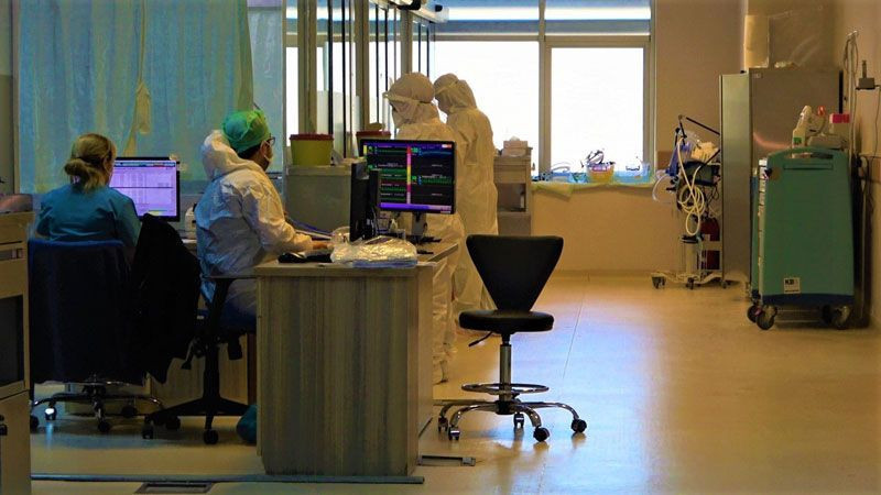 Karı koca birbirinden habersiz koronavirüsten yoğun bakımda yattı biri öldü diğeri kurtuldu - Resim: 4