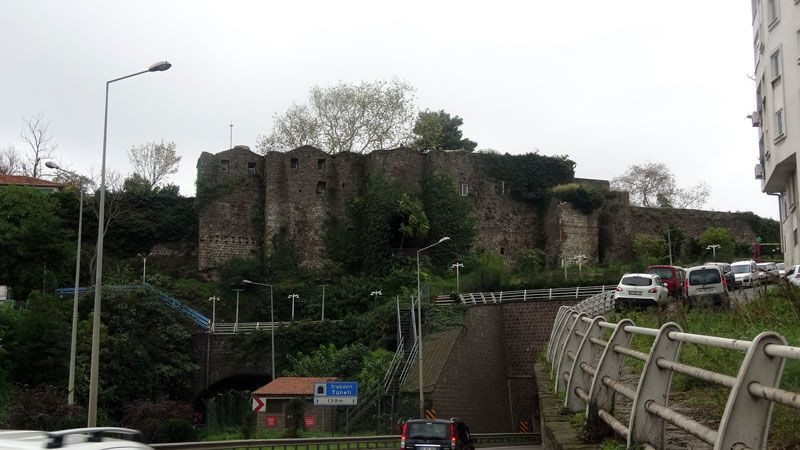 Trabzon'da davayı kazandılar 700 yıllık tarihi kalenin sahibi oldular - Resim: 4