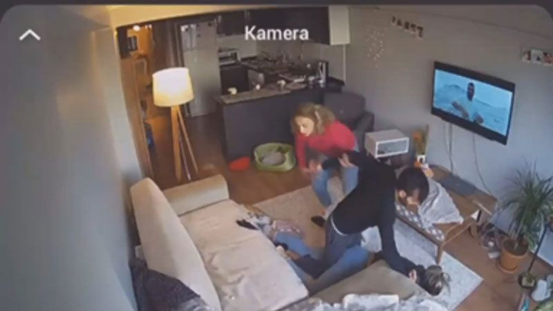 Kız arkadaşını feci şekilde dövdüğü görüntüleri ortaya çıkan şüpheli için istenen ceza belli oldu - Resim: 3