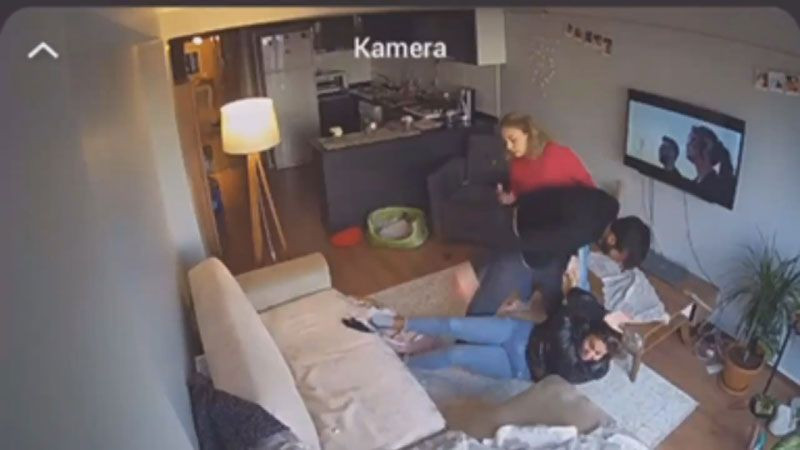 Kız arkadaşını feci şekilde dövdüğü görüntüleri ortaya çıkan şüpheli için istenen ceza belli oldu - Resim: 4