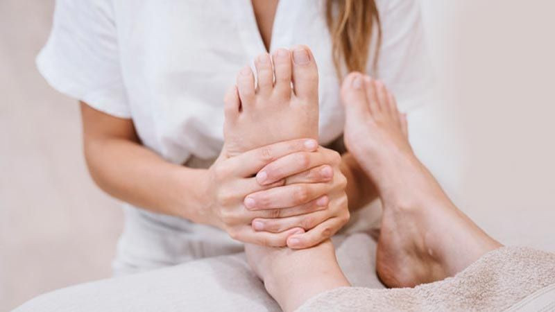 Elim ve ayağım uyuşuyor hastalık belirtisi mi karpal tünel sendromu olabilir! - Resim: 2