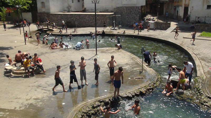 Diyarbakır'da korkutan tablo! Aşısız gençler hastaneleri doldurdu yataklar bitmek üzere - Resim: 4