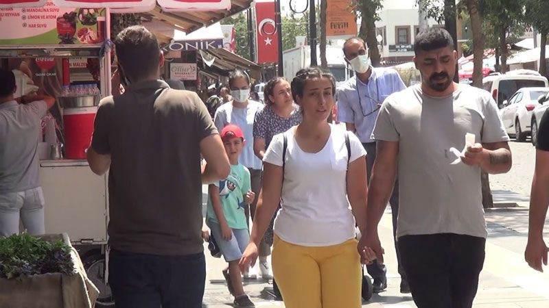Diyarbakır'da korkutan tablo! Aşısız gençler hastaneleri doldurdu yataklar bitmek üzere - Resim: 1