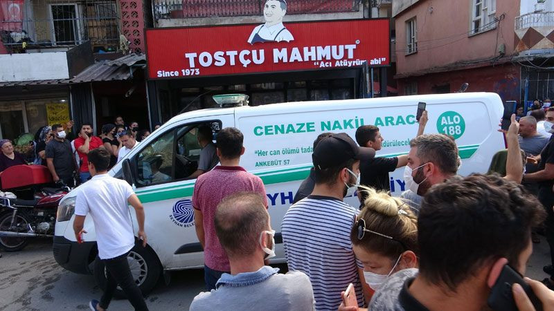 'Tostçu Mahmut' olarak bilinen sosyal medya fenomeni Anıl Kurt Adana'da gözyaşlarıyla uğurlandı - Resim: 2