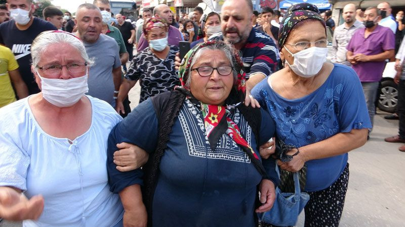 'Tostçu Mahmut' olarak bilinen sosyal medya fenomeni Anıl Kurt Adana'da gözyaşlarıyla uğurlandı - Resim: 4
