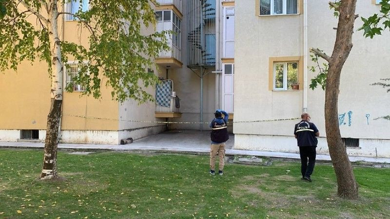 Kayseri'de annesini ziyarete giden kişi 5. kattan düşerek öldü! Anne kalp krizi geçirdi - Resim: 1