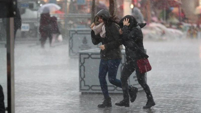 Meteorolojiden kuvvetli sağanak ve yoğun kar uyarısı! İşte bugün kar ve kuvvetli sağanak görülecek illerin tam listesi - Resim: 4