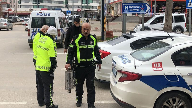 Adana'da ceza yememek için polis ağabeyini aradı ekiplerin tepkisi alkış aldı - Resim: 4