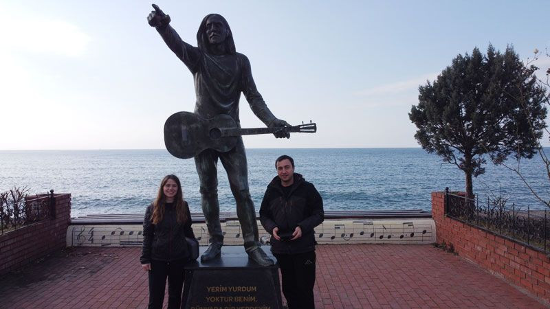 Genç evli çift ASELSAN'dan istifa etti nedeni şaşırttı birikimlerini ve arabalarını satıp... - Resim: 3