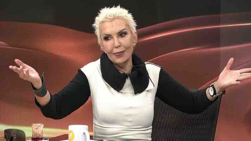 Filiz Akın'a benzemek için ameliyat oldu! Sisi Seyhan Soylu'yu takipçileri Ajda Pekkan'a benzetti son hali olay - Resim: 3