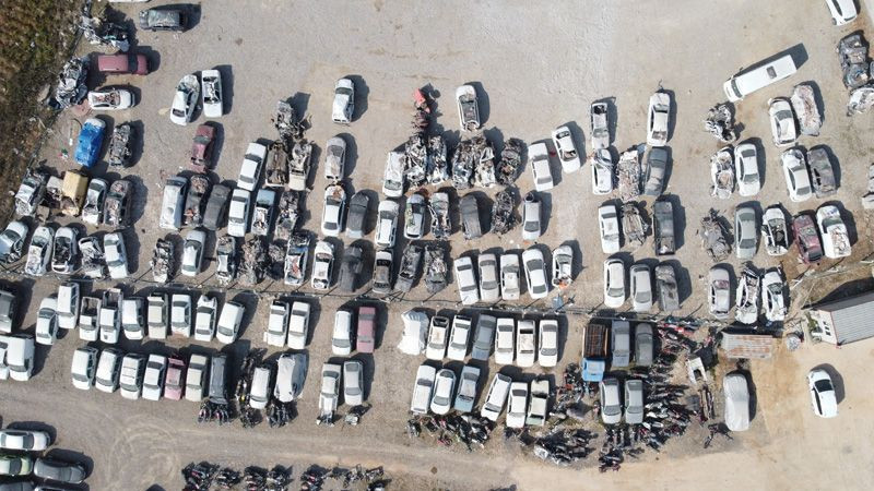 Adıyaman'da enkaz altındaki arabalar otoparkta böyle görüntülendi - Resim: 1