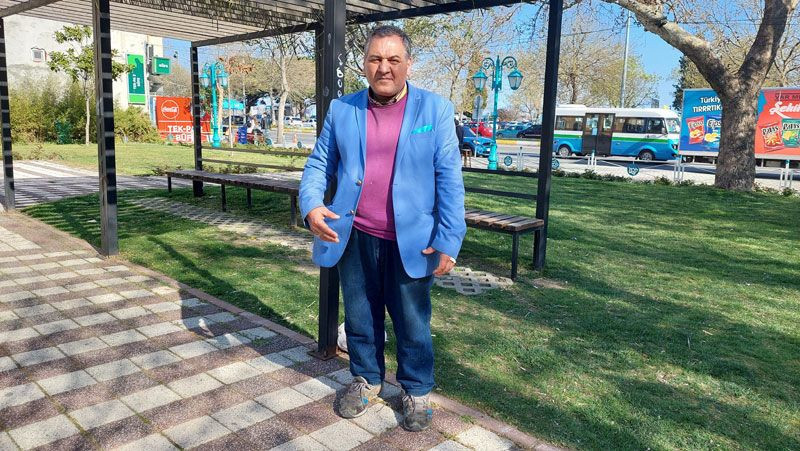 35 yılda 6 albüm, 21 klip yaptı şöhreti yakalayamadı her ünlüyle fotoğrafı var - Resim: 4