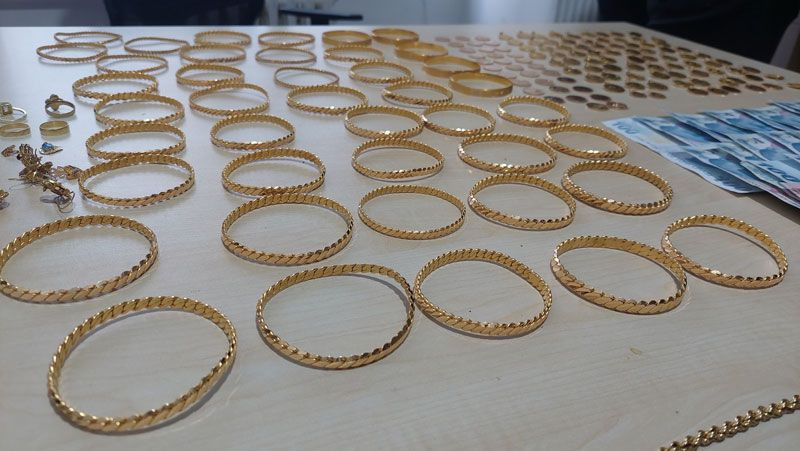 Akrabaları olan kadını misafir edip kiralık hırsızla 3 milyonluk altın ve parasını çaldılar - Resim: 3