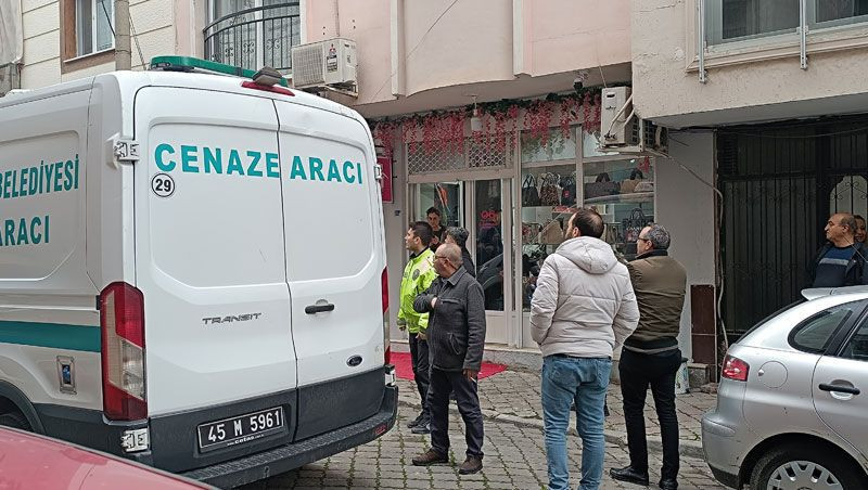 Manisa'da korkunç olay! Sevgilisini iş yerinde öldürdü sonra intihar etti - Resim: 4