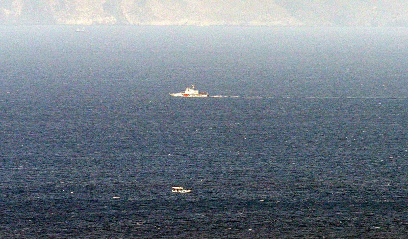 Kardak'tan yine sıcak dakikalar! Yunan botu bu kez - Resim: 2