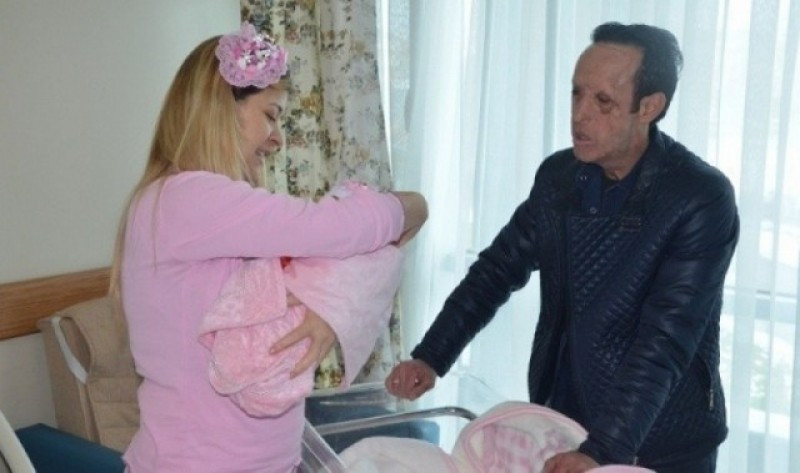 Yüz nakli olan Recep Sert baba oldu - Resim: 4