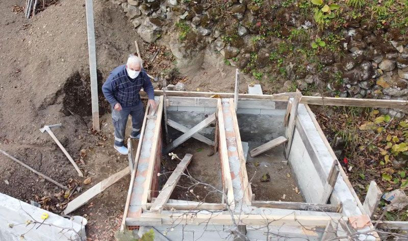 Trabzon'da 'salgın var ölebilirim' diyerek ölmeden mezarını kazdı - Resim: 2