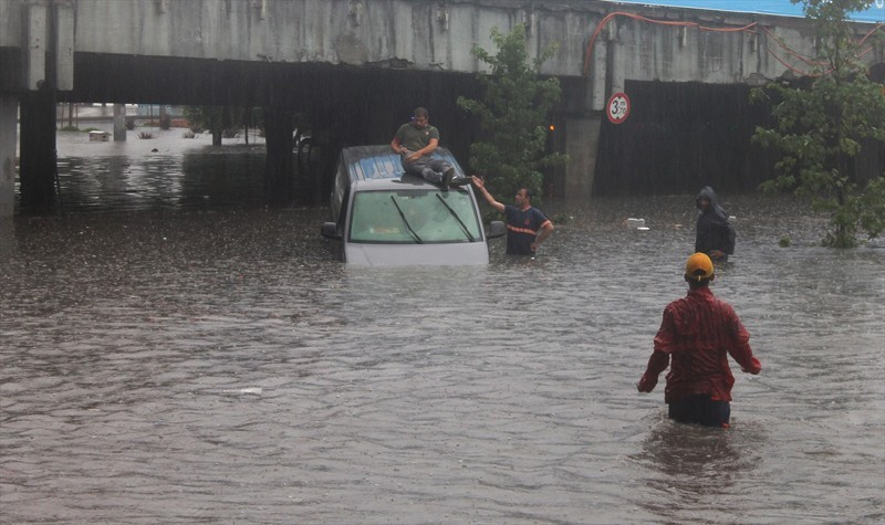 Uzmanlar uyarıyor! Sel sularında büyük tehlike - Resim: 3