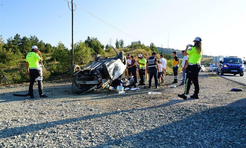 Düğün için yola çıkmışlardı! Kızının gelinliğini bırakmak istemedi - Resim: 3