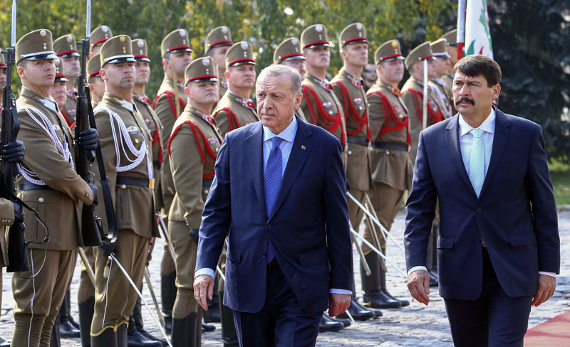 Gül Baba kimdir? Erdoğan Macaristan'da açılışını yaptı - Resim: 3