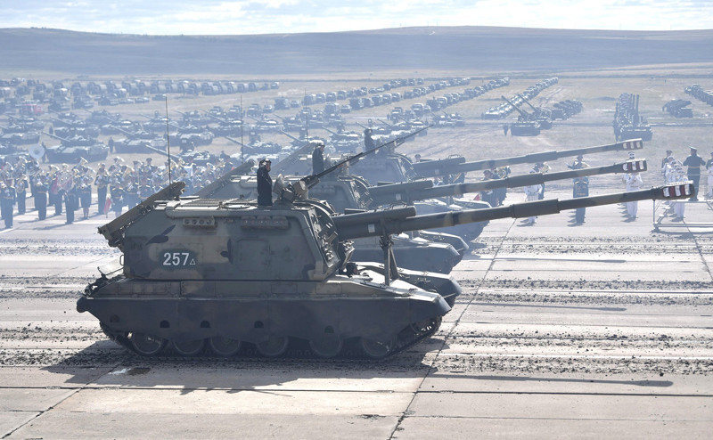 Putin dev tatbikatı izledi dünyaya mesaj verdi - Resim: 4