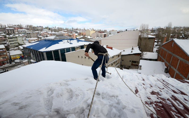 Onlar ekmeklerini kardan çıkarıyorlar! - Resim: 1