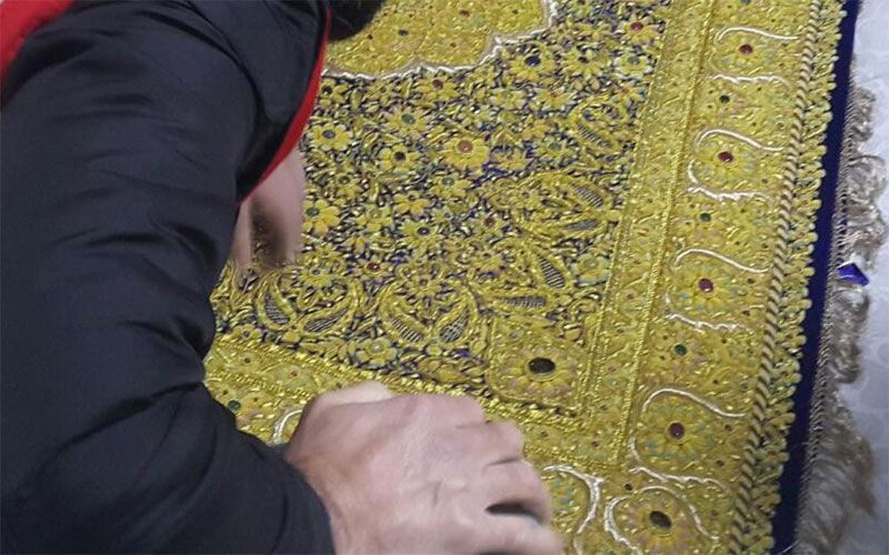 Altın ve yakut işlemeli halı! Servet değerinde antika bulundu - Resim: 2