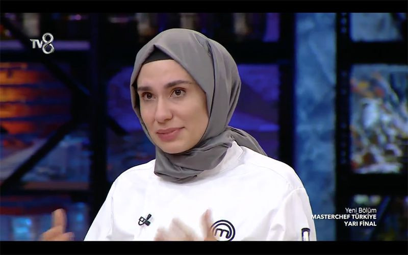 Masterchef Güzide Mertcan kendini eletti! Ağlayarak bombaları patlattı - Resim: 1