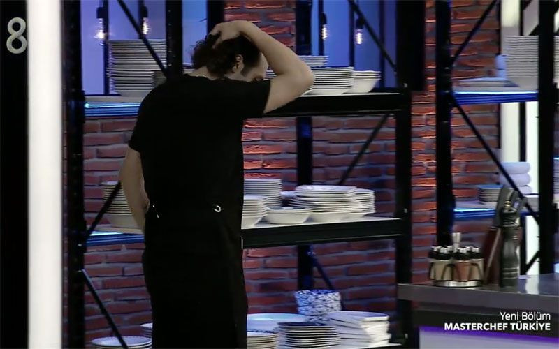 Masterchef'te kim elenir? Görülmemiş sahtekarlık Barbaros itiraf etti! - Resim: 4