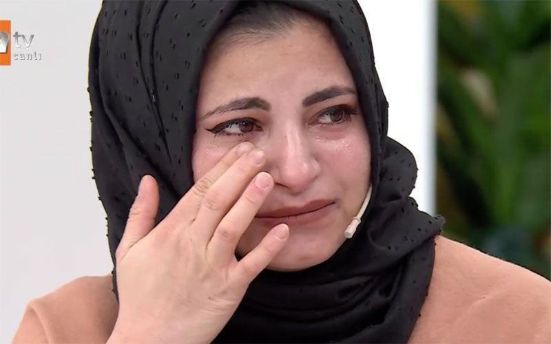 20 yıl sonra annesiyle ağabeyini buldu! Esra Erol'da sansürlenen soru ürpertti - Resim: 1