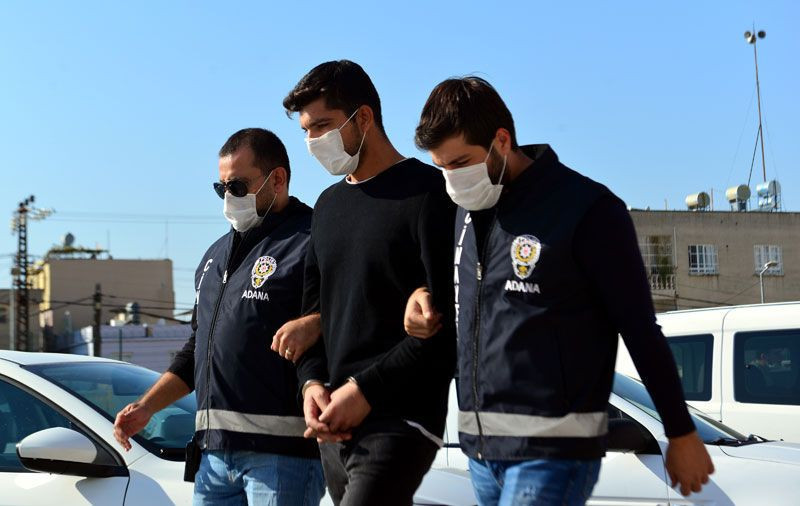 Adana'da eşinin telefonuna gelen mesajı görünce çılgına döndü - Resim: 1