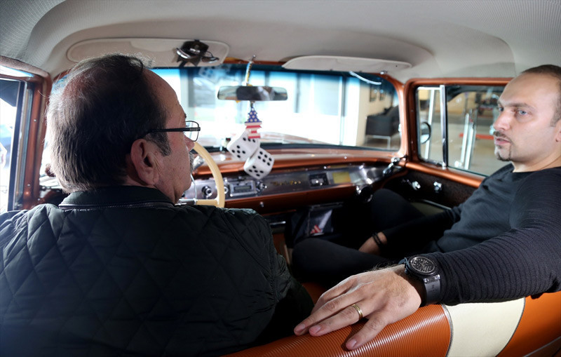 Babasının 1987'de sattığı antika arabayı bulup yeniledi - Resim: 4