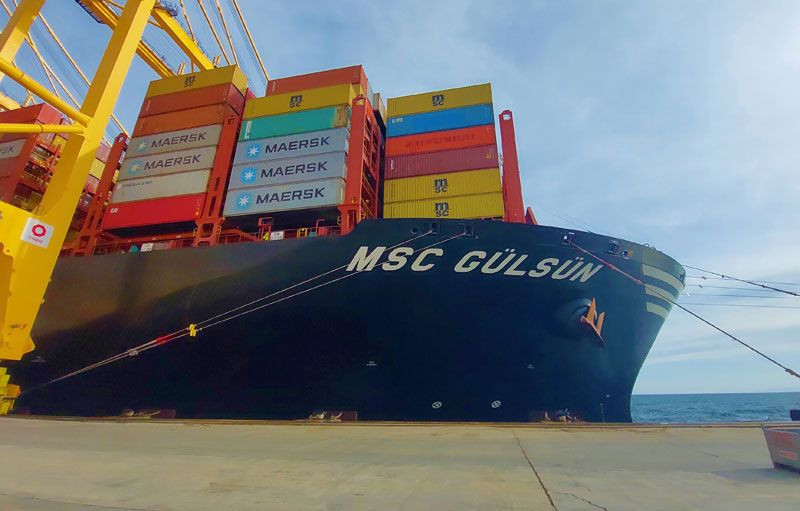 Uçak gemilerinden büyük, 4 futbol sahası kadar! Tekirdağ'a yanaştı - Resim: 3