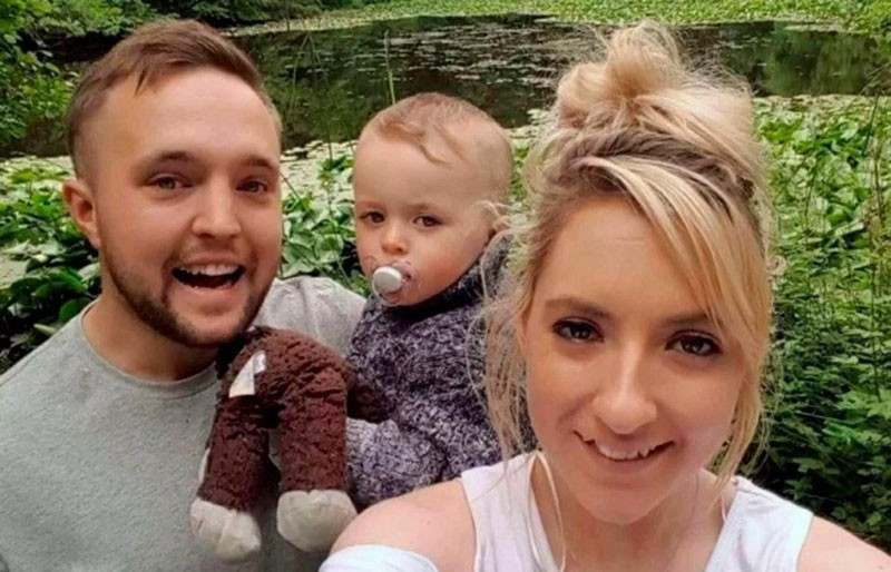 Horluyor diye sevgilisini yatakta tekmeledi ama... - Resim: 1