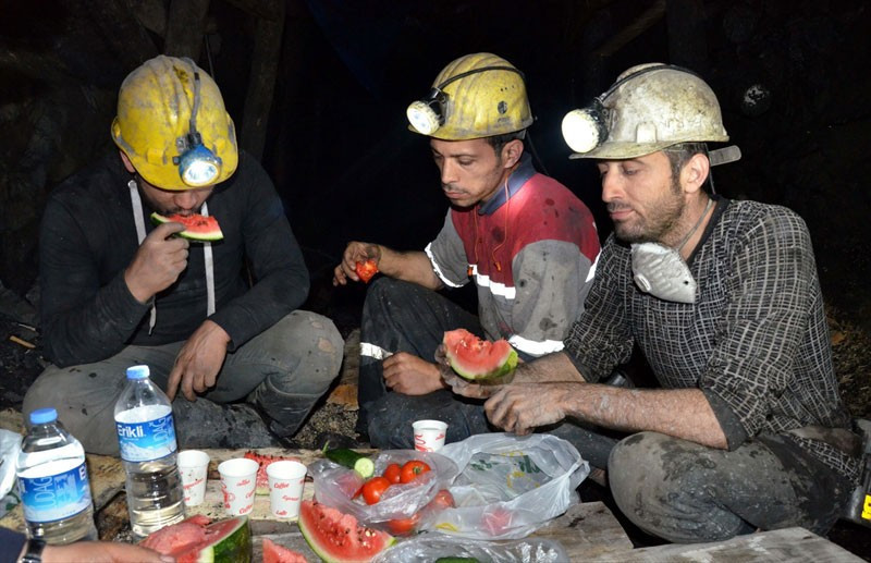 Türkiye dün gece sahura kalktı işte manzaralar - Resim: 4