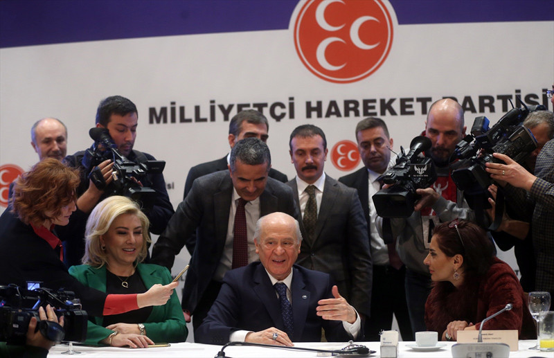 Devlet Bahçeli parmağındaki yüzükle dikkat çekti  - Resim: 3