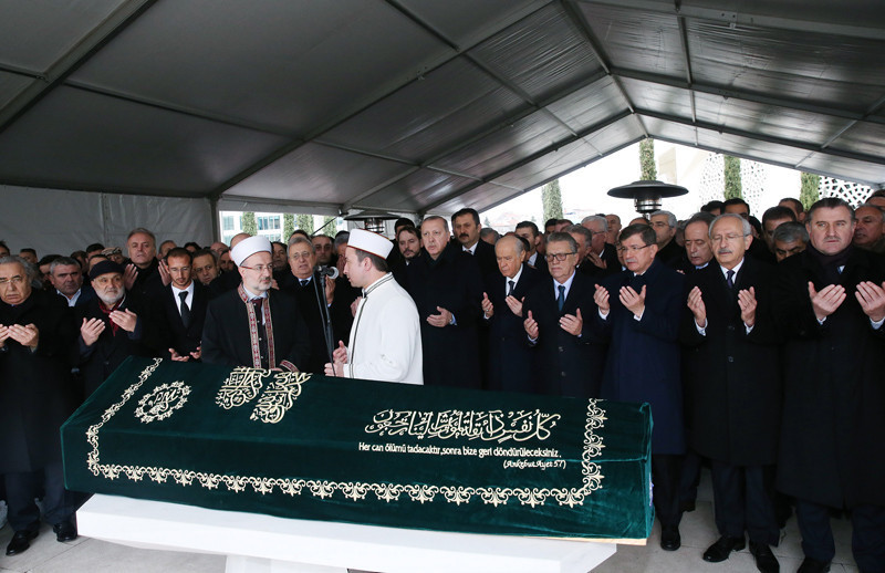 Yavuz Yılmaz'ın cenazesindeki sürpriz isimler! Tansu Çiller ve... - Resim: 1